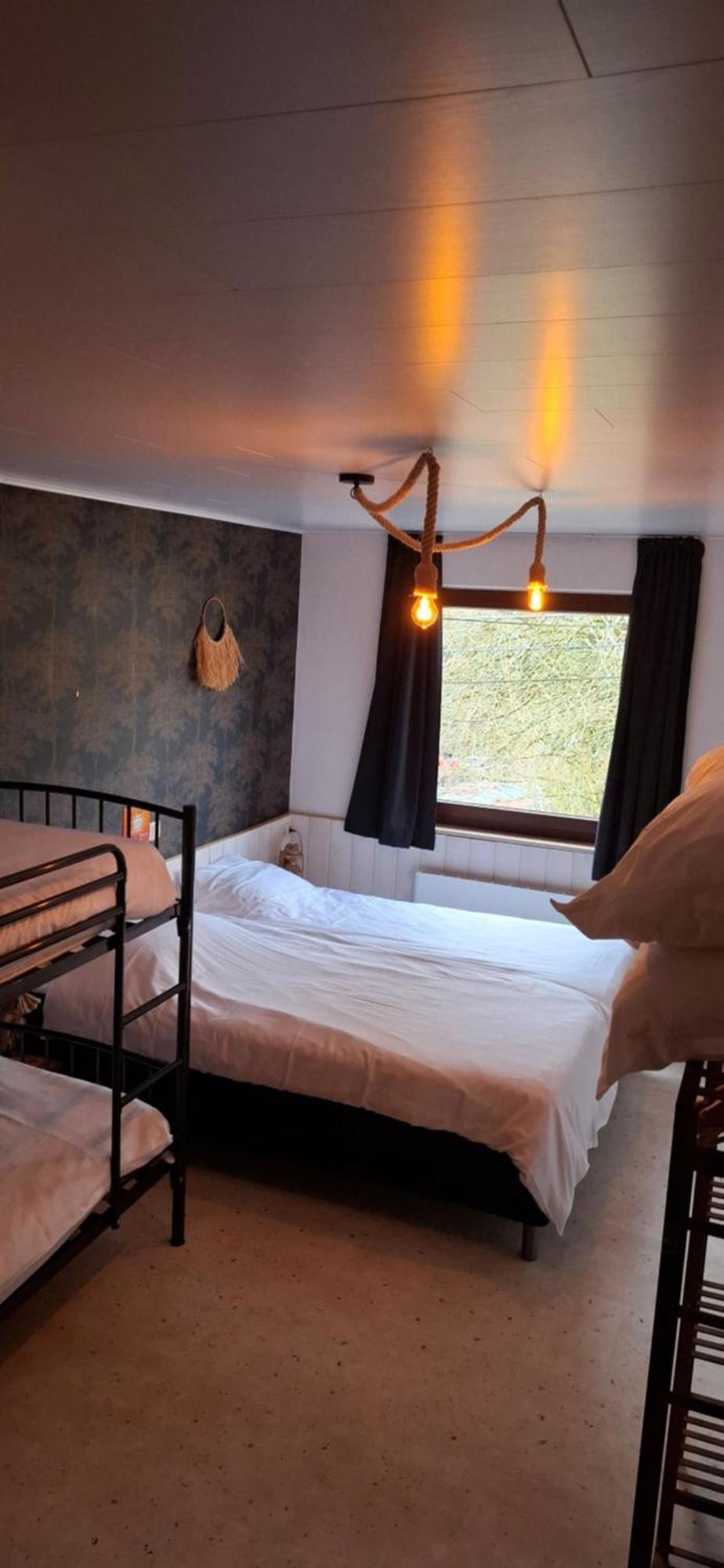 Dikke Vriend , Herberg & Taverne Chiny Esterno foto