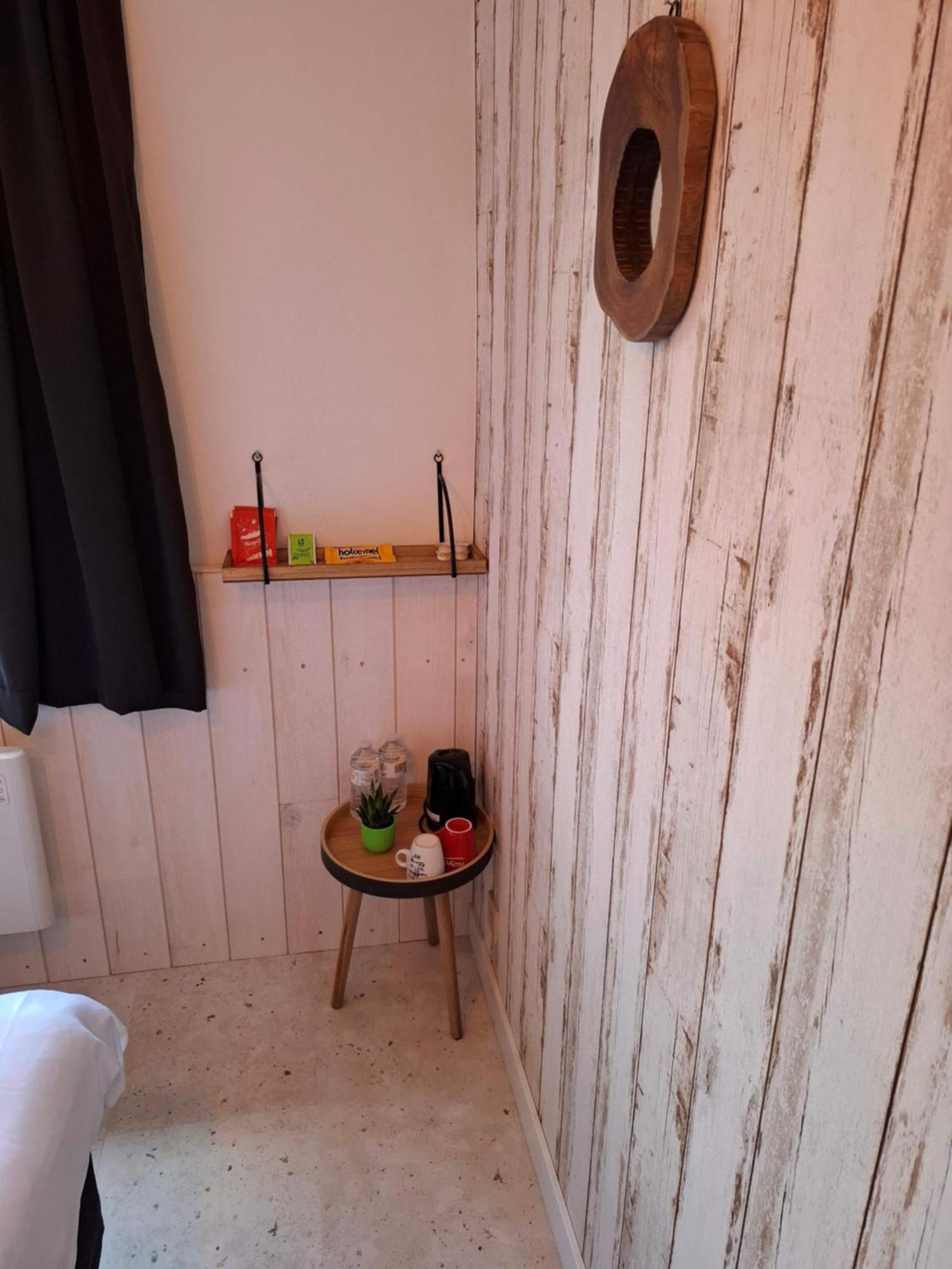 Dikke Vriend , Herberg & Taverne Chiny Esterno foto